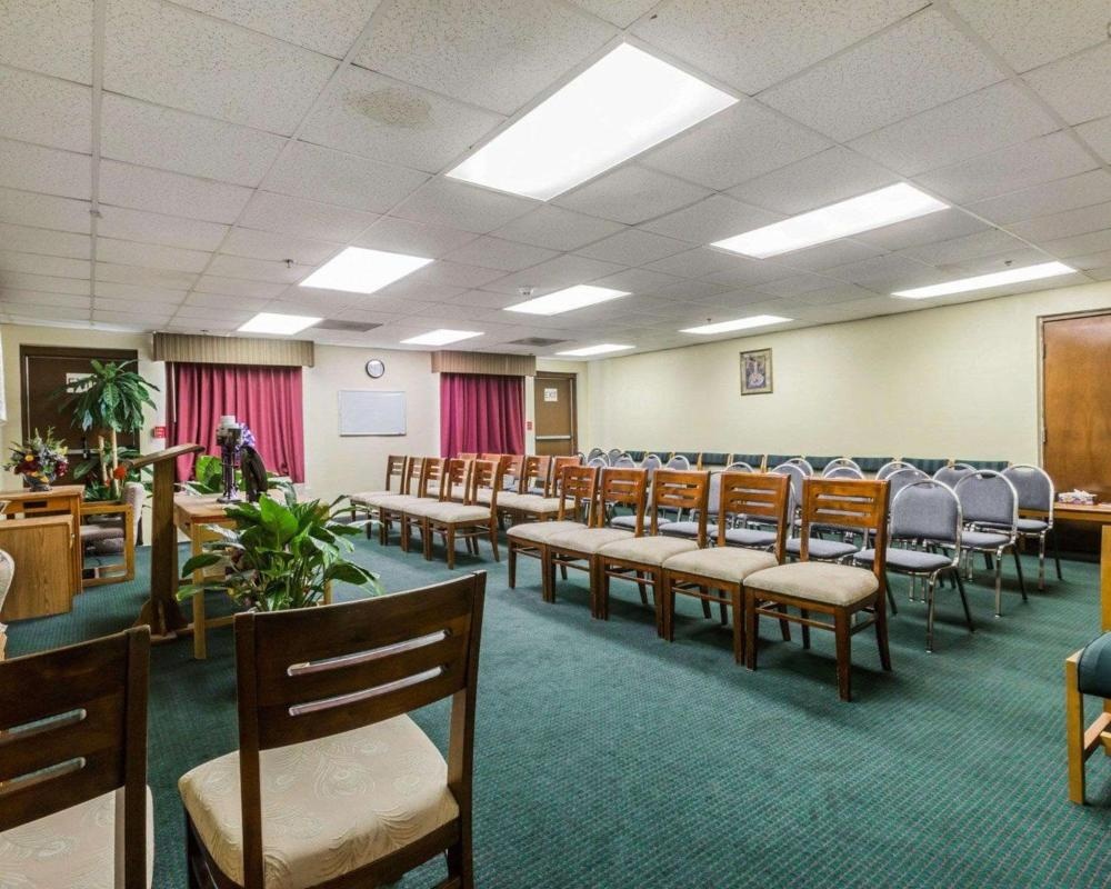 Quality Inn & Suites near Coliseum and Hwy 231 North Image 14
